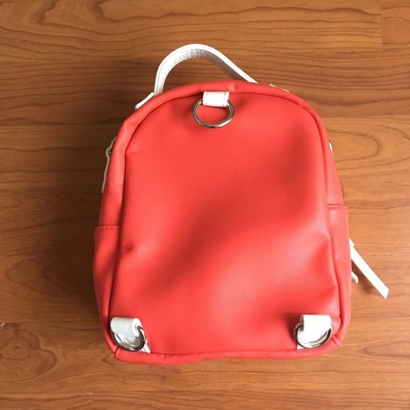 Missimo mini backpack/ purse - Picture 4 of 8